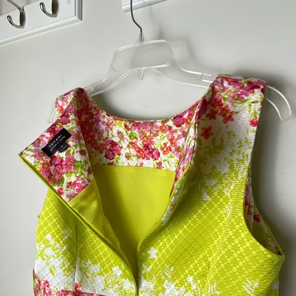 Floral dress Dress in Yellow and Pink - Picture 5 of 10